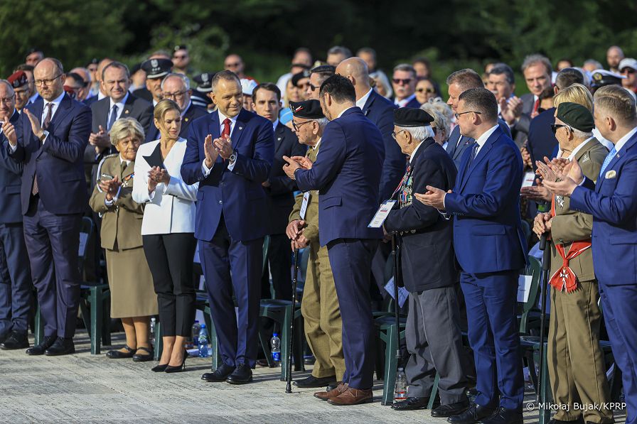 30_Karol_Nawrocki_Polski_Cmentarz_Wojenny_Monte _Cassino_20260518_MWB23568.jpg