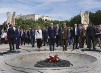 15_Karol_Nawrocki_Polski_Cmentarz_Wojenny_Monte _Cassino_20260518_MWB19861.jpg