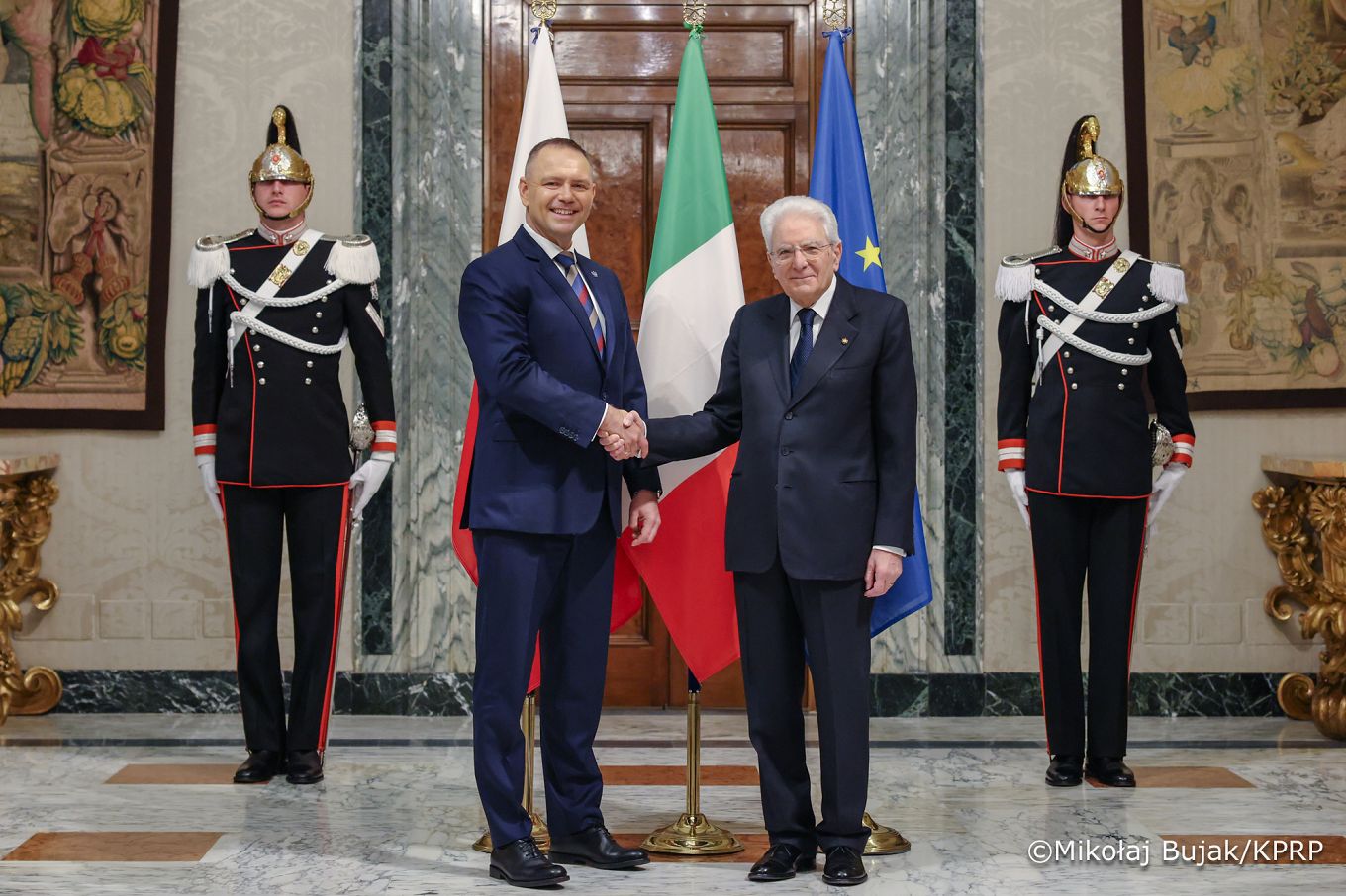 015_Para Prezydencka_Wizyta we Włoszech_Sotkanie z Prezydentem Włoch Sergio Matarella_18-05-2026_MWB17505.jpg.JPG