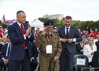 25_Karol_Nawrocki_Polski_Cmentarz_Wojenny_Monte _Cassino_20260518_MWB10185.jpg