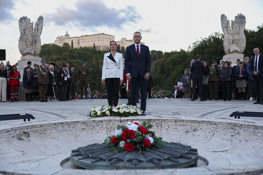 44_Karol_Nawrocki_Polski_Cmentarz_Wojenny_Monte _Cassino_20260518_MWB10433.jpg
