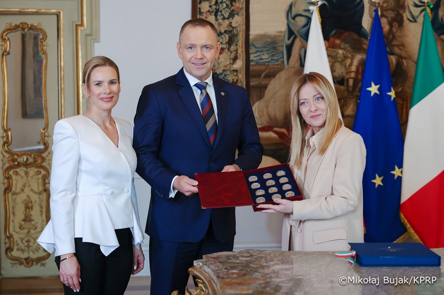028_Para Prezydencka_Wizyta we Włoszech_Sotkanie z Premier Włoch Giorgią Meloni_18-05-2026_MWB18255.jpg.JPG
