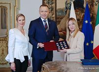 028_Para Prezydencka_Wizyta we Włoszech_Sotkanie z Premier Włoch Giorgią Meloni_18-05-2026_MWB18255.jpg.JPG