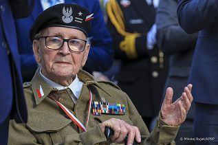 26_Karol_Nawrocki_Polski_Cmentarz_Wojenny_Monte _Cassino_20260518_MWB23356.jpg