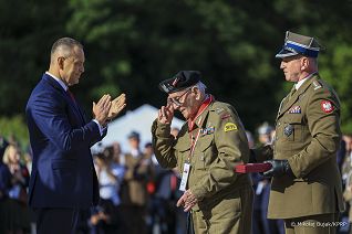 31_Karol_Nawrocki_Polski_Cmentarz_Wojenny_Monte _Cassino_20260518_MWB23660_1.jpg