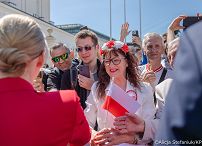037_Udział Pary Prezydenckiej w uroczystościach z okazji Dnia Flagi RP oraz Dnia Polonii i Polaków za Granicą_02-05-2026_7C6A6880.jpg.JPG