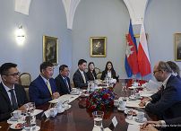 05_Marcin_Przydacz_Suoa_Yara_przedstawiciel_Zgromadzenie_Narodowe_Krolestwo_Kambodzy_20260526_PK1_2134.jpg