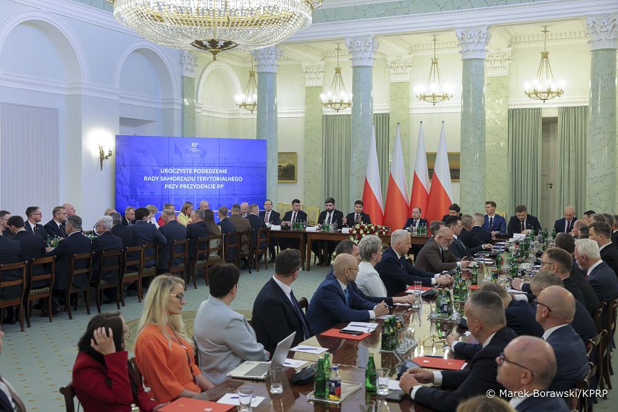 19_Adam_Andruszkiewicz_Rada_ds_Samorzadu_20260526_MB1_5160.jpg