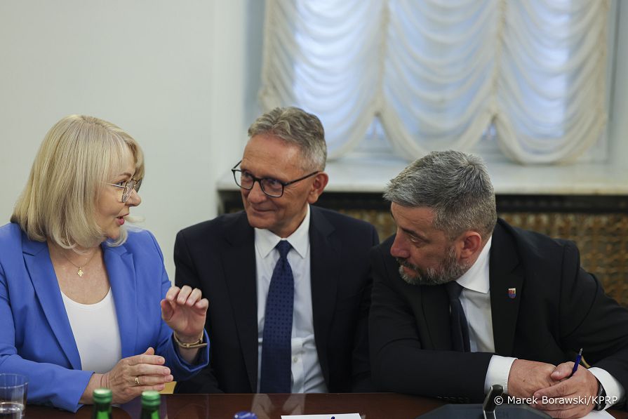 05_Adam_Andruszkiewicz_Rada_ds_Samorzadu_20260526_MB2_3756.jpg