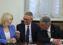 05_Adam_Andruszkiewicz_Rada_ds_Samorzadu_20260526_MB2_3756.jpg
