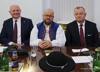 02_Adam_Andruszkiewicz_Rada_ds_Samorzadu_20260526_MB1_4817.jpg