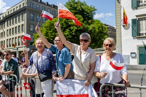 001_A_Para Prezydencka_Wizyta w Szwajcarii_Ceremonia powitania oficjalnego_Przydent Szwajcarii Guy Parmelin_27-05-2026_7C6A7611.jpg.JPG