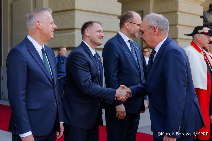 002_C_Para Prezydencka_Wizyta w Szwajcarii_Ceremonia powitania oficjalnego_Przydent Szwajcarii Guy Parmelin_27-05-2026_MB1_7700.jpg.JPG