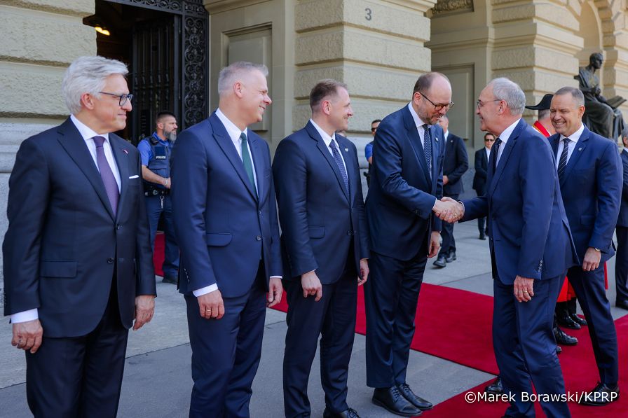 002_B_Para Prezydencka_Wizyta w Szwajcarii_Ceremonia powitania oficjalnego_Przydent Szwajcarii Guy Parmelin_27-05-2026_MB1_7695.jpg.JPG