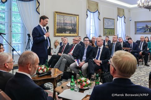 004_Minister Karol abenda_Spotkanie eksperckie Rady Energii i Zasobów Naturalnych z udziałem Polskiego Towarzystwa Gospodarczego_29-05-2026_MB1_1373.jpg.JPG