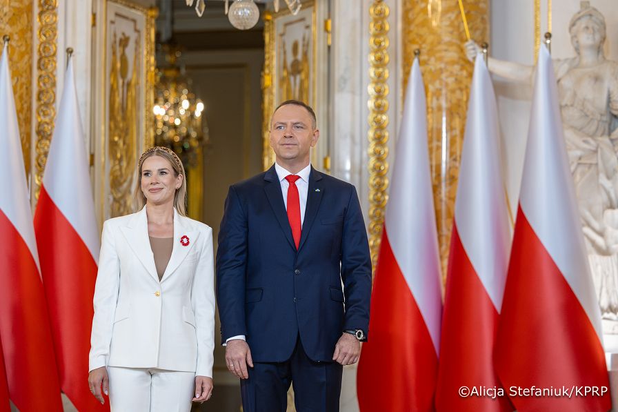 002_Prezydent Karol Nawrocki_Piewsza Dama Marta Nawrocka_Uroczystość wręczenia odznacze państwowych_03-05-2026_340A8735.jpg.JPG