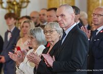 004_Prezydent Karol Nawrocki_Piewsza Dama Marta Nawrocka_Uroczystość wręczenia odznacze państwowych_03-05-2026_PK2_7348.jpg.JPG