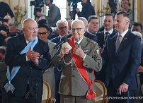 024_Prezydent Karol Nawrocki_Piewsza Dama Marta Nawrocka_Uroczystość wręczenia odznacze państwowych_03-05-2026_PK2_8275.jpg.JPG