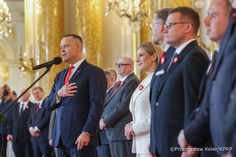 015_Prezydent Karol Nawrocki_Piewsza Dama Marta Nawrocka_Uroczystość wręczenia odznacze państwowych_03-05-2026_PK2_8088.jpg.JPG