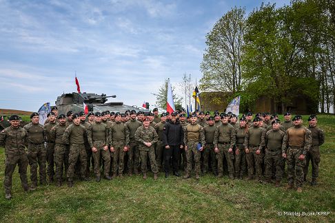 007_Prezydent_Karol_Nawrocki_spotkanie_zolnierze_Polscy_Litwa_20260506_MWB14712.jpg