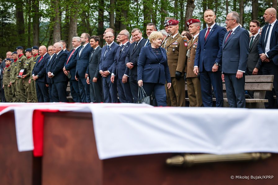 002_Prezydent_Karol_Nawrocki_Msza_sw_polowa_w_intencji_zamordowanych_zolnierzy_NSZ_20260507_MWB16474.jpg