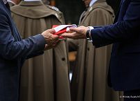 024_Prezydent_Karol_Nawrocki_Msza_sw_polowa_w_intencji_zamordowanych_zolnierzy_NSZ_20260507_MWB29578.jpg