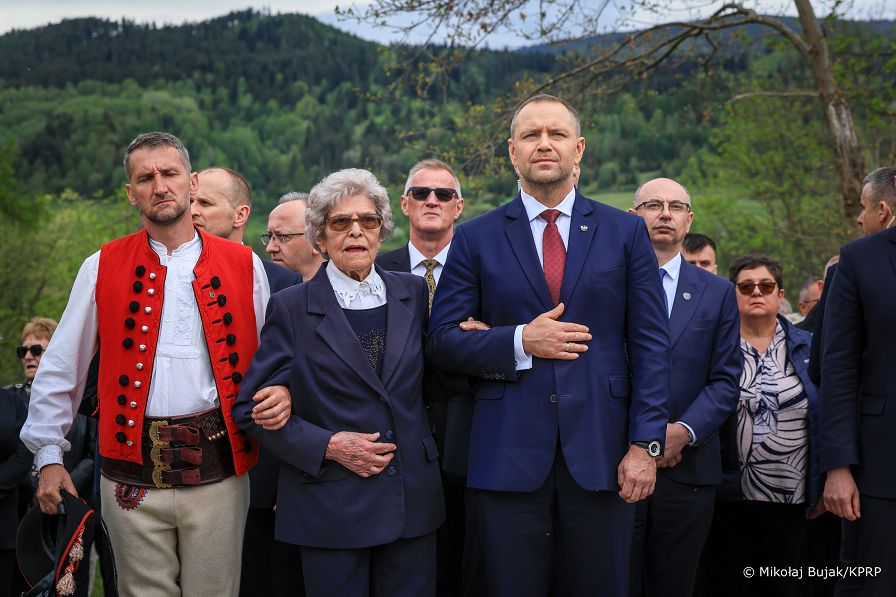 037_Prezydent_Karol_Nawrocki_Msza_sw_polowa_w_intencji_zamordowanych_zolnierzy_NSZ_20260507_MWB20873.jpg