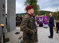 042_Prezydent_Karol_Nawrocki_Msza_sw_polowa_w_intencji_zamordowanych_zolnierzy_NSZ_20260507_MWB17463.jpg