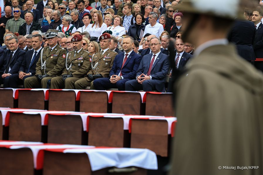 012_Prezydent_Karol_Nawrocki_Msza_sw_polowa_w_intencji_zamordowanych_zolnierzy_NSZ_20260507_MWB28229.jpg