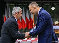 027_Prezydent_Karol_Nawrocki_Msza_sw_polowa_w_intencji_zamordowanych_zolnierzy_NSZ_20260507_MWB29770.jpg