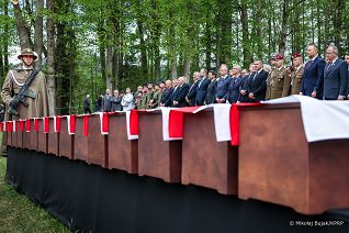 003_Prezydent_Karol_Nawrocki_Msza_sw_polowa_w_intencji_zamordowanych_zolnierzy_NSZ_20260507_MWB16479.jpg