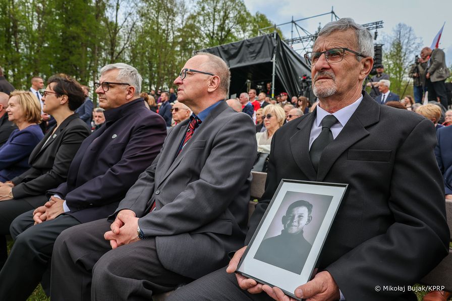 006_Prezydent_Karol_Nawrocki_Msza_sw_polowa_w_intencji_zamordowanych_zolnierzy_NSZ_20260507_MWB16515.jpg