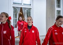 004_Prezydentowa_Marta_Nawrocka_spotkanie_cheerleaderki_20260508_7C6A1542.jpg