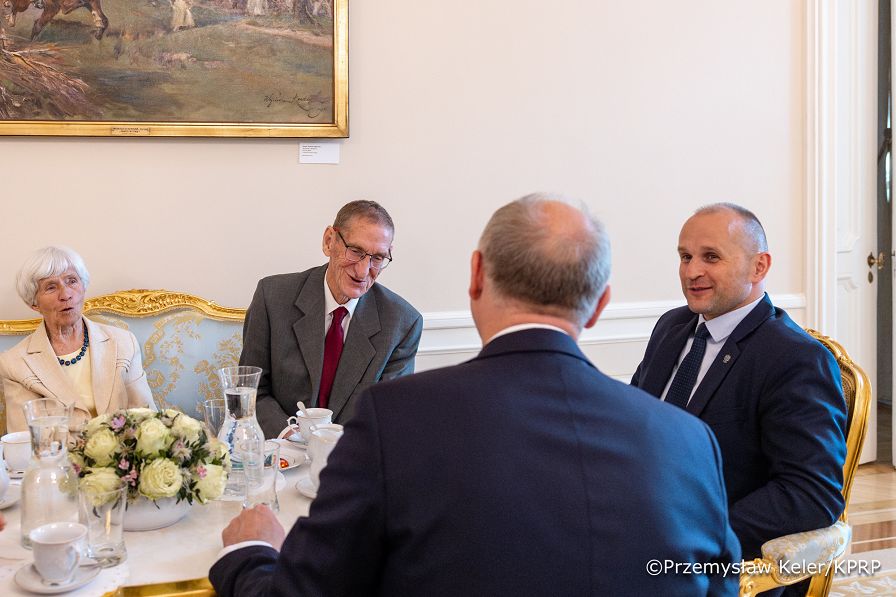 003_Minister wojciech Kolarski_spotkanie z Panem Władysławem Tomaszewiczem_01-06-2026_PK1_8182.jpg.JPG
