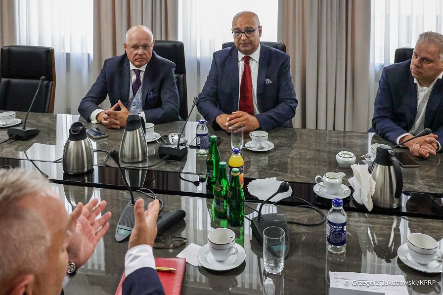 003_Minister_Karol_Rabenda_Doradca_Alvin_Gajadhur_spotkanie_20260611_GJB_6295.jpg