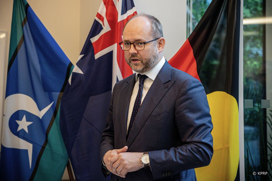 002_Minister_Marcin_Przydacz_spotkanie_Ambasada_Australi_20260610_20260610-przyjecie-ambasadora-australii 048.jpg