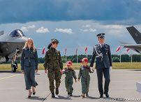 002_A_Prezydent Karol Nawrocki_Ceremonia oficjalnego przyj.ęcia samolotów F-35 do Sił Zbrojnych RP_12-06-2026_1S7A6382.jpg.JPG