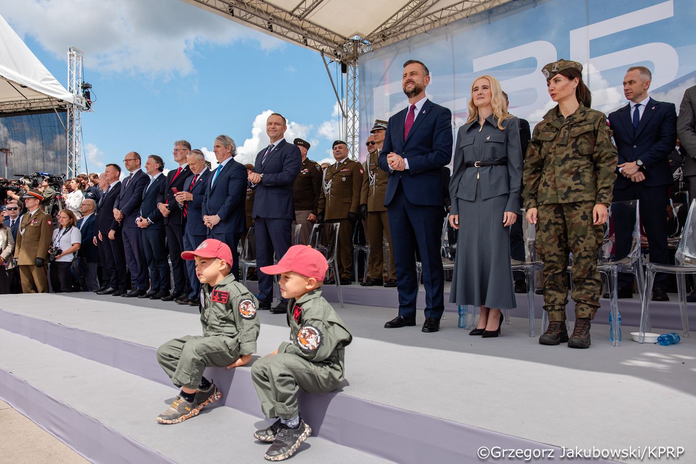 003_Prezydent Karol Nawrocki_Ceremonia oficjalnego przyj.ęcia samolotów F-35 do Sił Zbrojnych RP_12-06-2026_GJB_6933.jpg.JPG