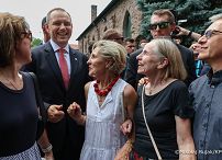 018_Prezydent Karol Nawrocki_Spotkanie Prezydenta RP z parafianami po Mszy Św. w Kościele pw. Matki Boskiej Królowej Polski i św. Maksymiliana Kolbe_14-06-2026_MWB14669.jpg.JPG