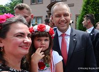 013_Prezydent Karol Nawrocki_Spotkanie Prezydenta RP z parafianami po Mszy Św. w Kościele pw. Matki Boskiej Królowej Polski i św. Maksymiliana Kolbe_14-06-2026_MWB14468.jpg.JPG