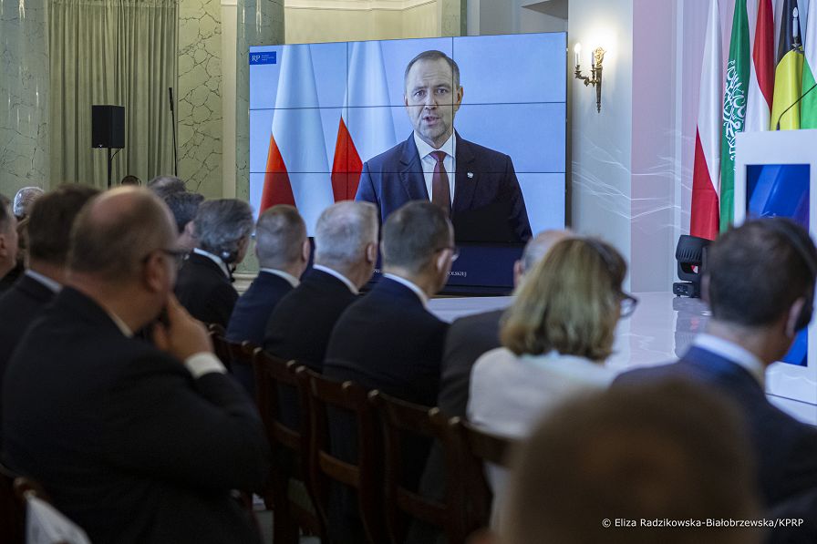 06_Zbigniew_Bogucki_konferencja_Nastepne_100_lat_20260616__MA_0143.jpg