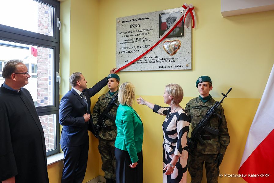 003_Minister_Mateusz_Kotecki_tablica_odsloniecie_Serce_dla_Inki_20260616_PK1_9223.jpg
