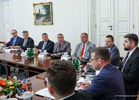 003_Minister_Pawel_Szefernaker_i_Adam_Andruszkiewicz_spotkanie_Korporacje_Samorzadowe_Belweder_20260616_PK1_9748.jpg