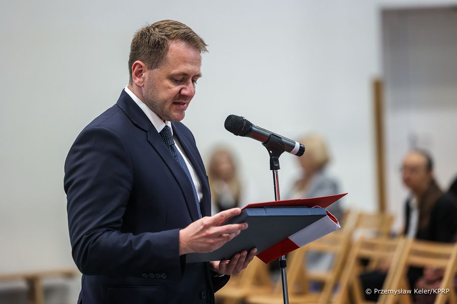 008_Minister_Mateusz_Kotecki_tablica_odsloniecie_Serce_dla_Inki_20260616_PK2_8476.jpg