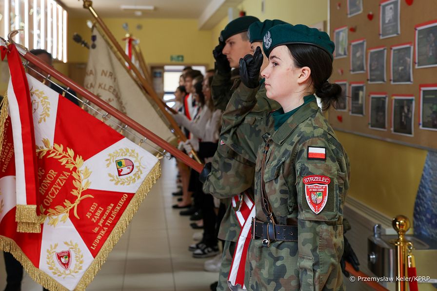 002_Minister_Mateusz_Kotecki_tablica_odsloniecie_Serce_dla_Inki_20260616_PK1_9210.jpg