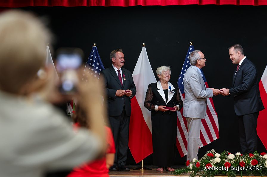 015_Prezydent Karol Nawrocki_Clearwater_Spotkanie z Polonią w centrum Jana Pawła II_16-06-2026_MWB25125.jpg.JPG