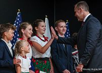 023_A_Prezydent Karol Nawrocki_Clearwater_Spotkanie z Polonią w centrum Jana Pawła II_17-06-2026_MWB26317.jpg.JPG