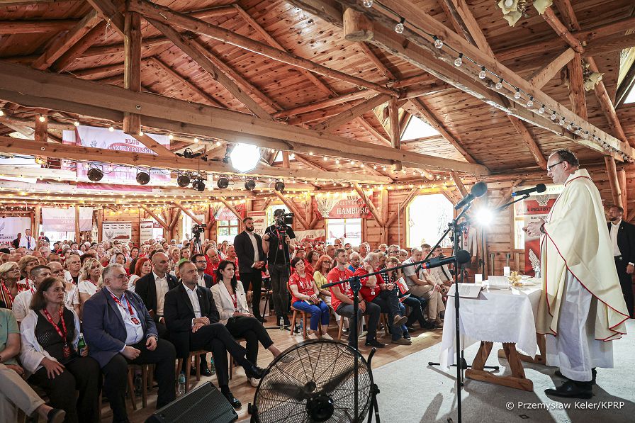 08_Karol_Nawrocki_Zjazd_Klubow_Gazety_Polskiej_Sulejow_20260621_PK1_4959.jpg