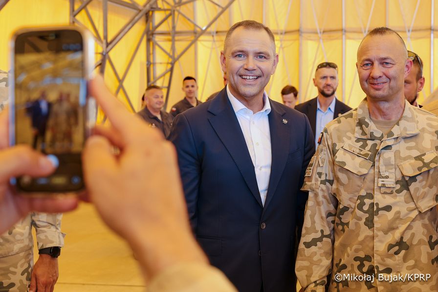 012_Prezydent_Karol_Nawrocki_wizyta_baza_wojskowa_Incirlik_24-06-2026_MWB15008.jpg.JPG