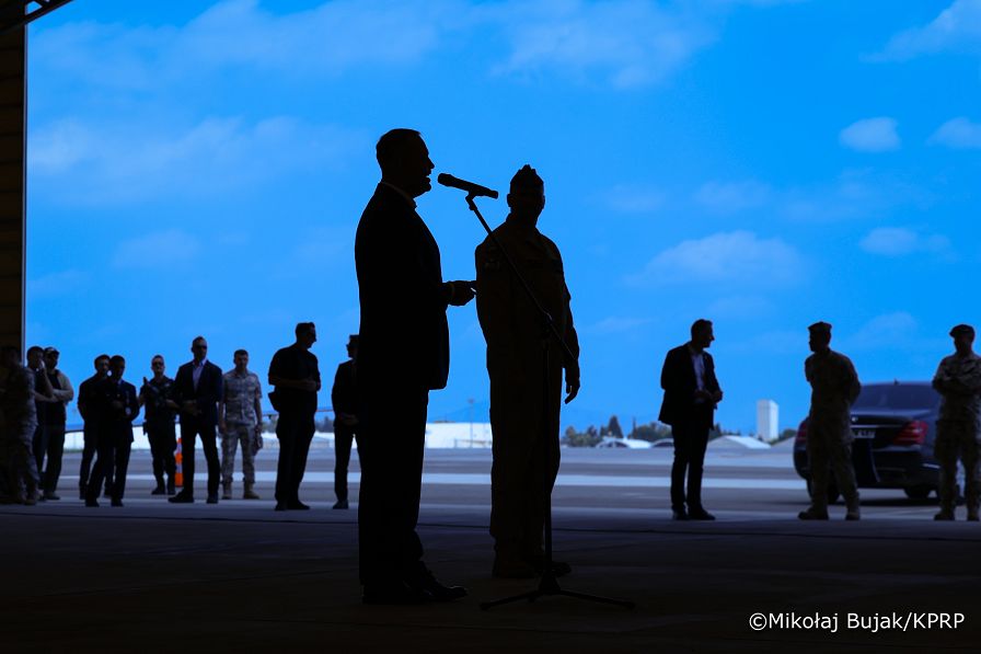 006_A_Prezydent_Karol_Nawrocki_wizyta_baza_wojskowa_Incirlik_24-06-2026_MWB21105.jpg